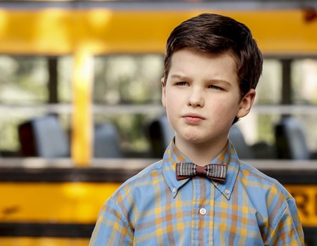 Young Sheldon Officially Meets Old Sheldon in CBS' Fall 2017 Schedule Young Sheldon Officially Meets Old Sheldon in CBS' Fall 2017 Schedule